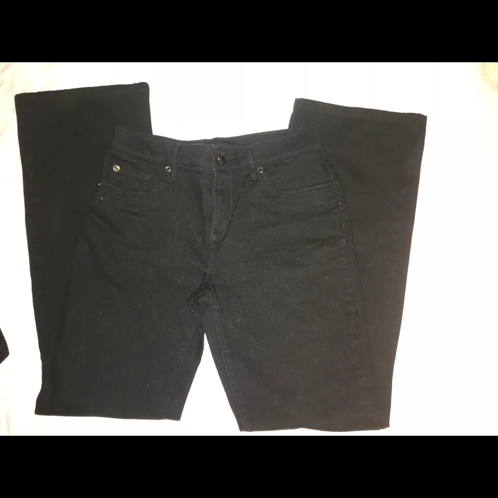Women’s black jeans
